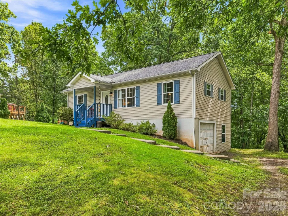 1019 Mountain Drive Candler, NC 28715