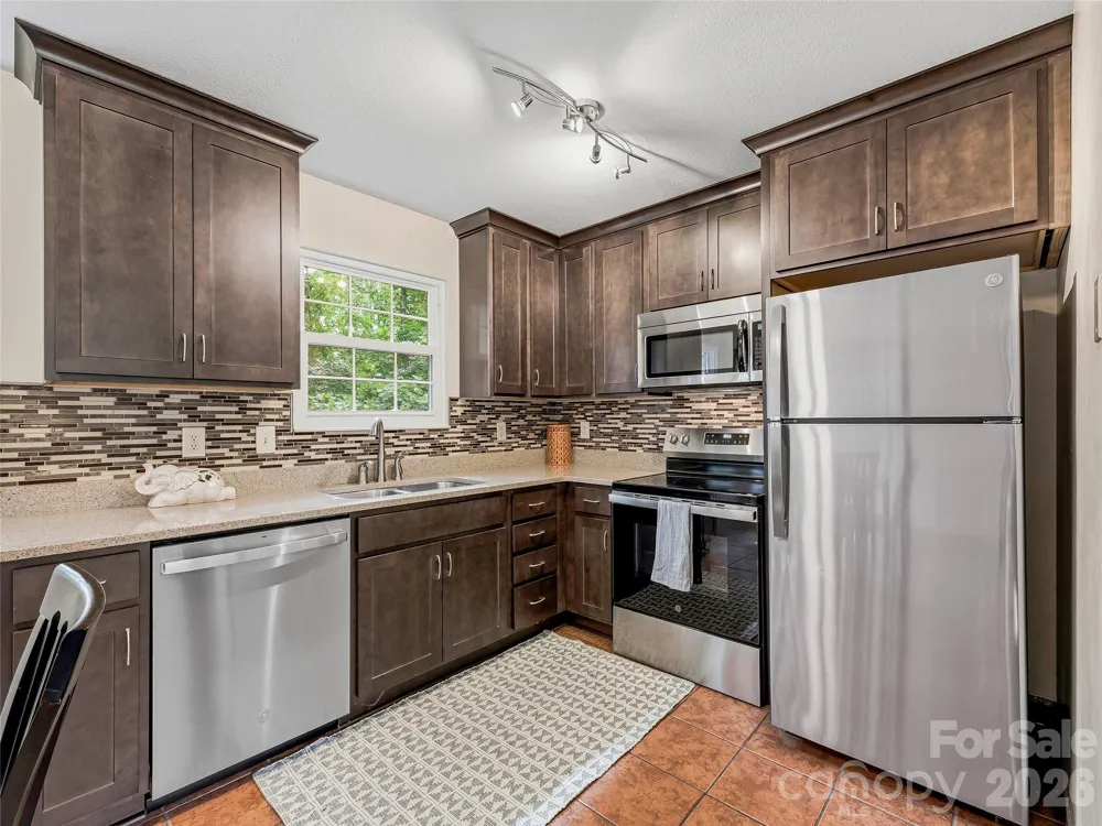 1019 Mountain Drive Candler, NC 28715