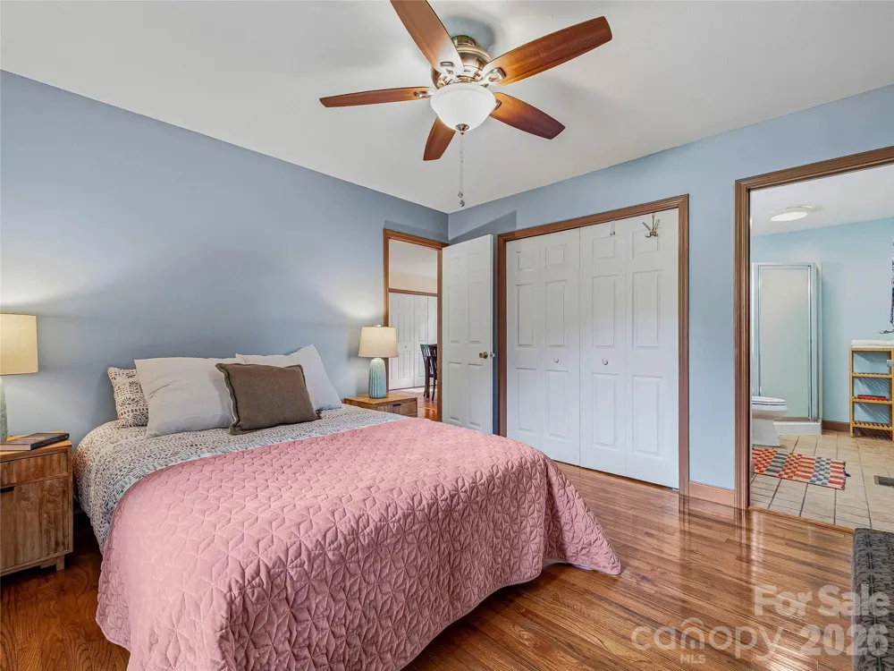 1019 Mountain Drive Candler, NC 28715