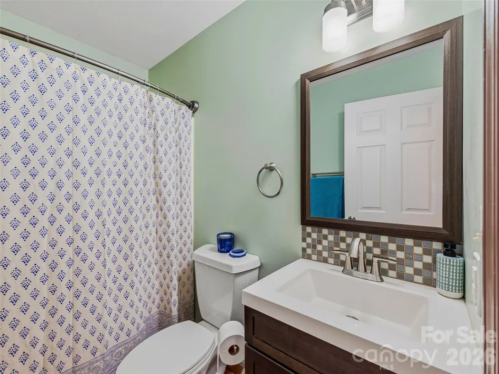 1019 Mountain Drive Candler, NC 28715
