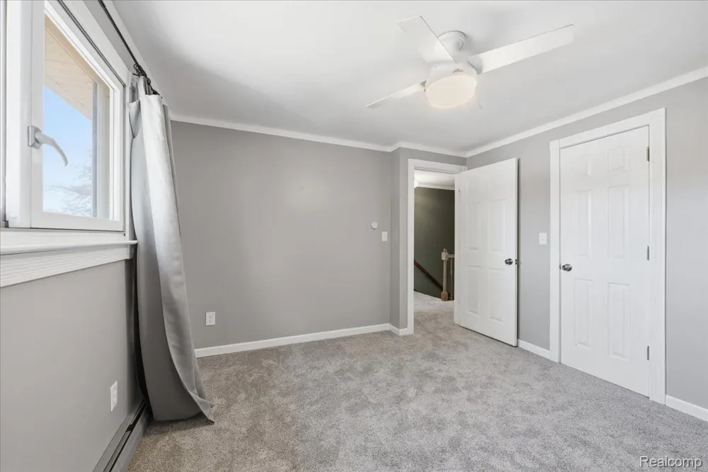 1888 Squaw Lagoon Drive Oxford Charter Township, MI 48371