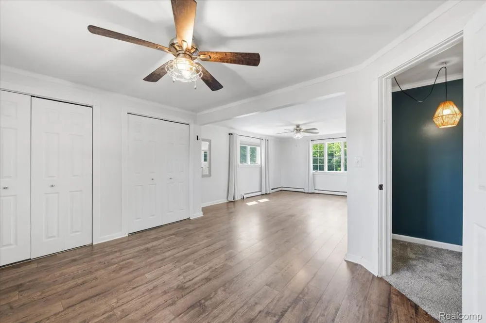 1888 Squaw Lagoon Drive Oxford Charter Township, MI 48371