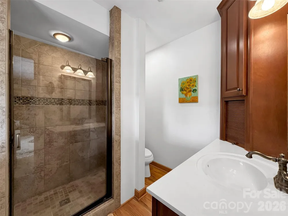 936 Little Mountain Road Waynesville, NC 28786