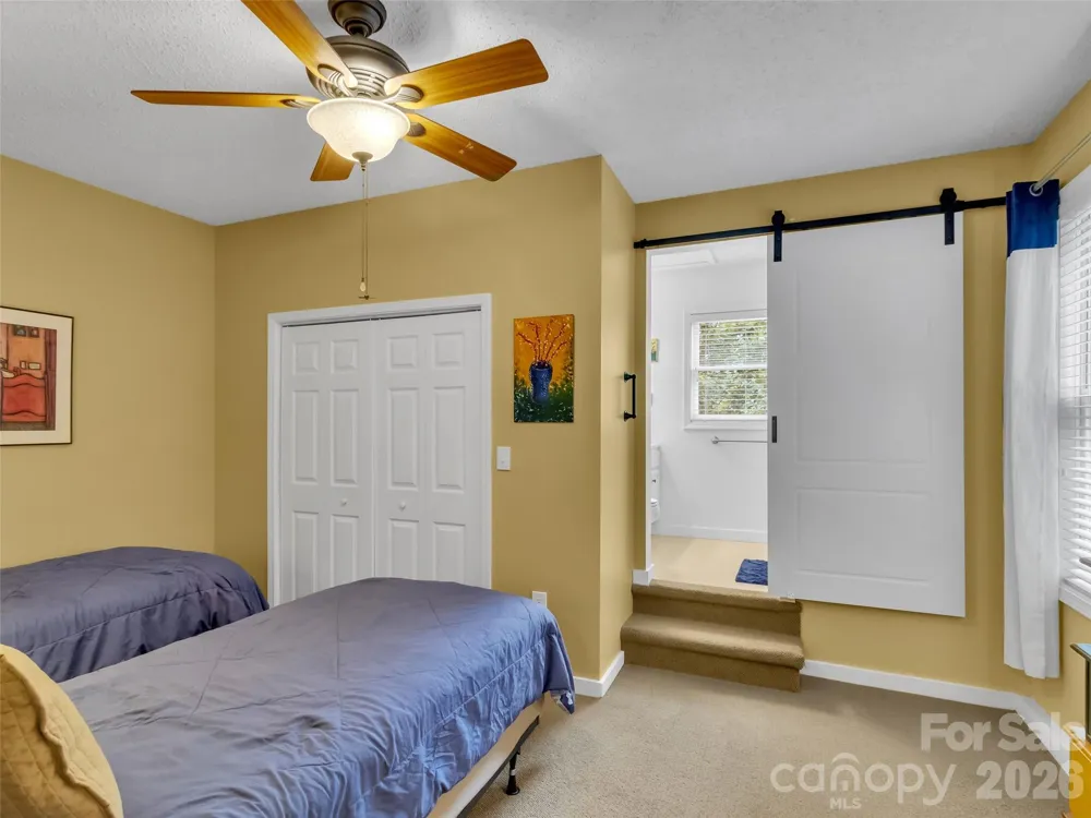936 Little Mountain Road Waynesville, NC 28786