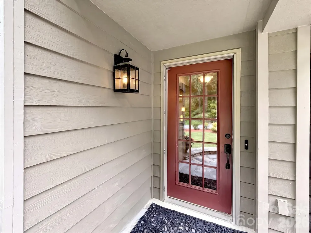936 Little Mountain Road Waynesville, NC 28786