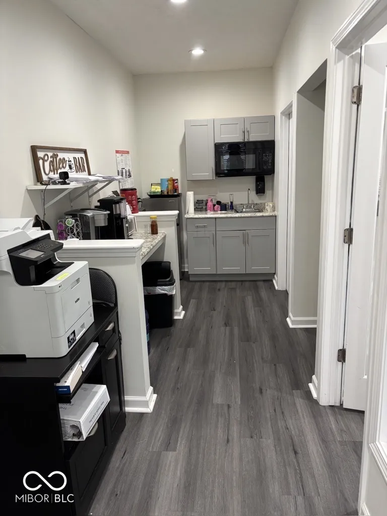 3891 Eagle Creek Parkway Indianapolis, IN 46254