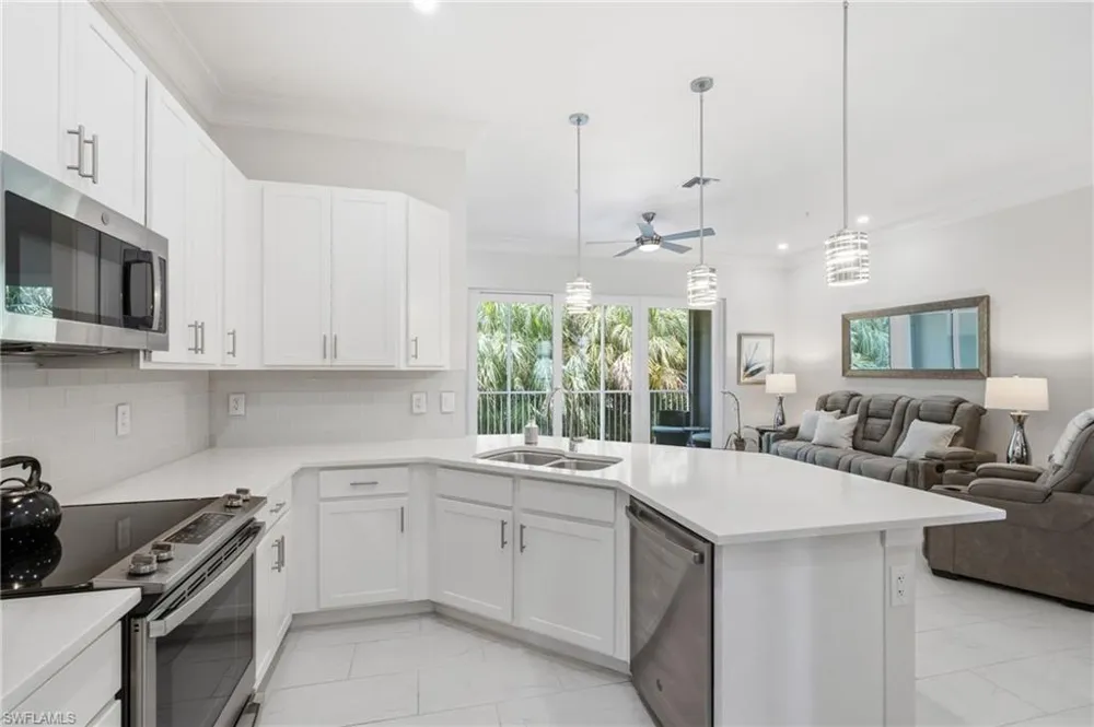 238 Indies Drive E #201 Naples, FL 34114