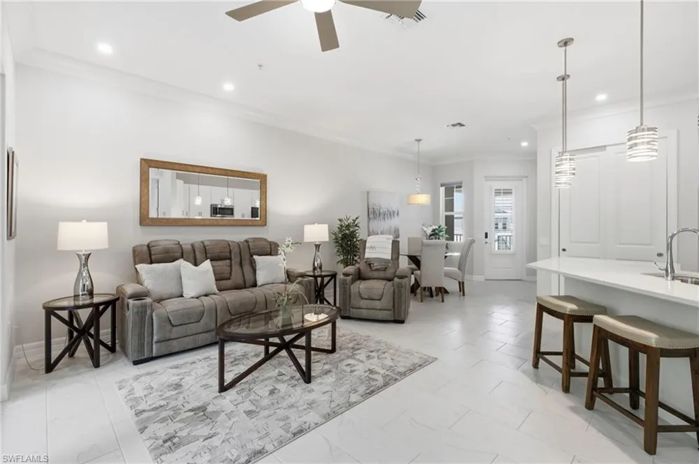 238 Indies Drive E #201 Naples, FL 34114