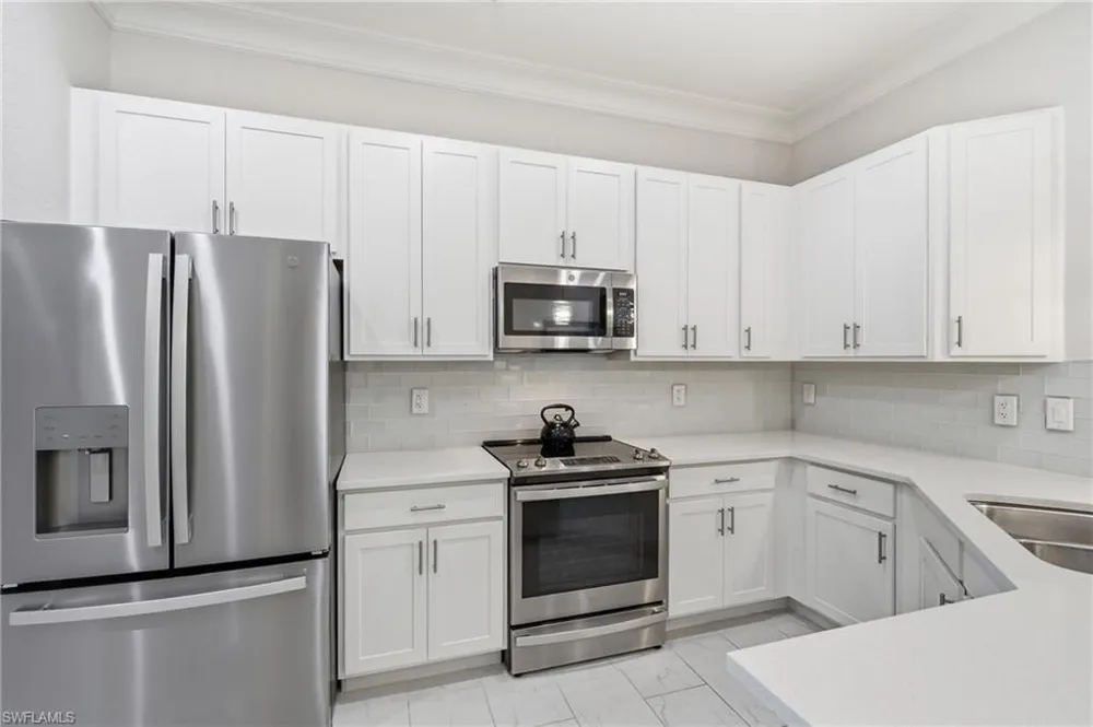 238 Indies Drive E #201 Naples, FL 34114