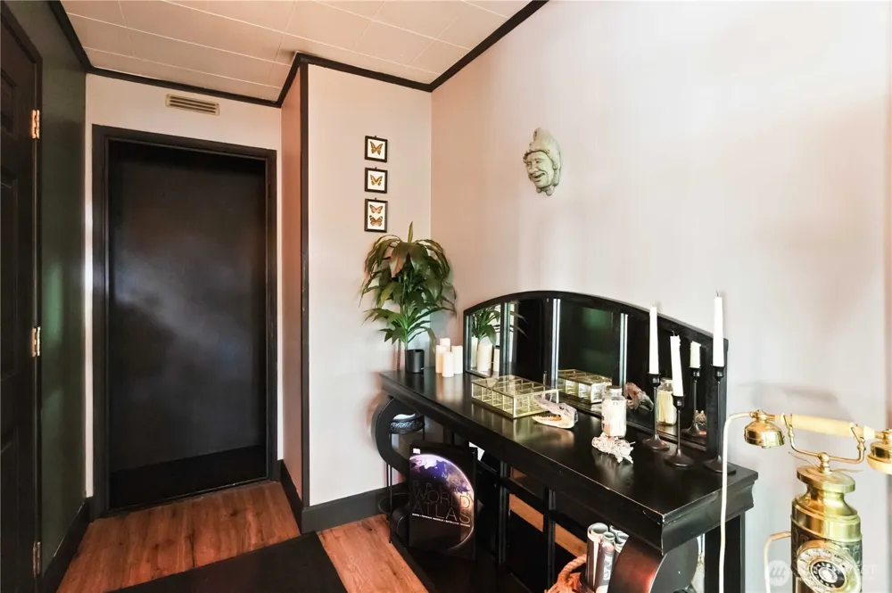 502 17th Avenue Longview, WA 98632