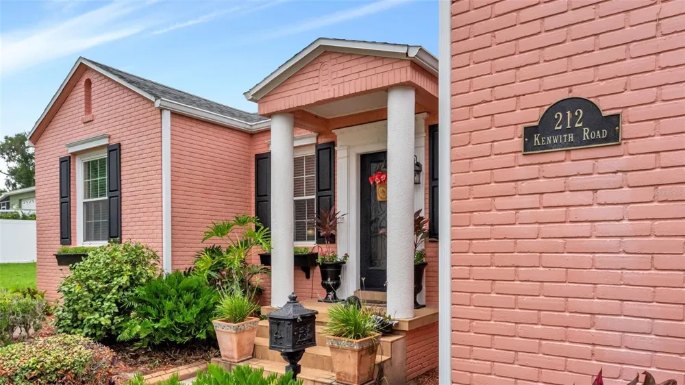 212 KENWITH ROAD Lakeland, FL 33803