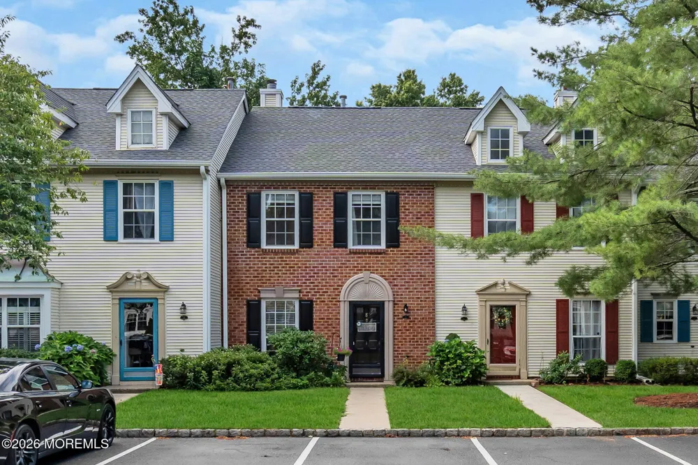 8 Preakness Court Tinton Falls, NJ 07724