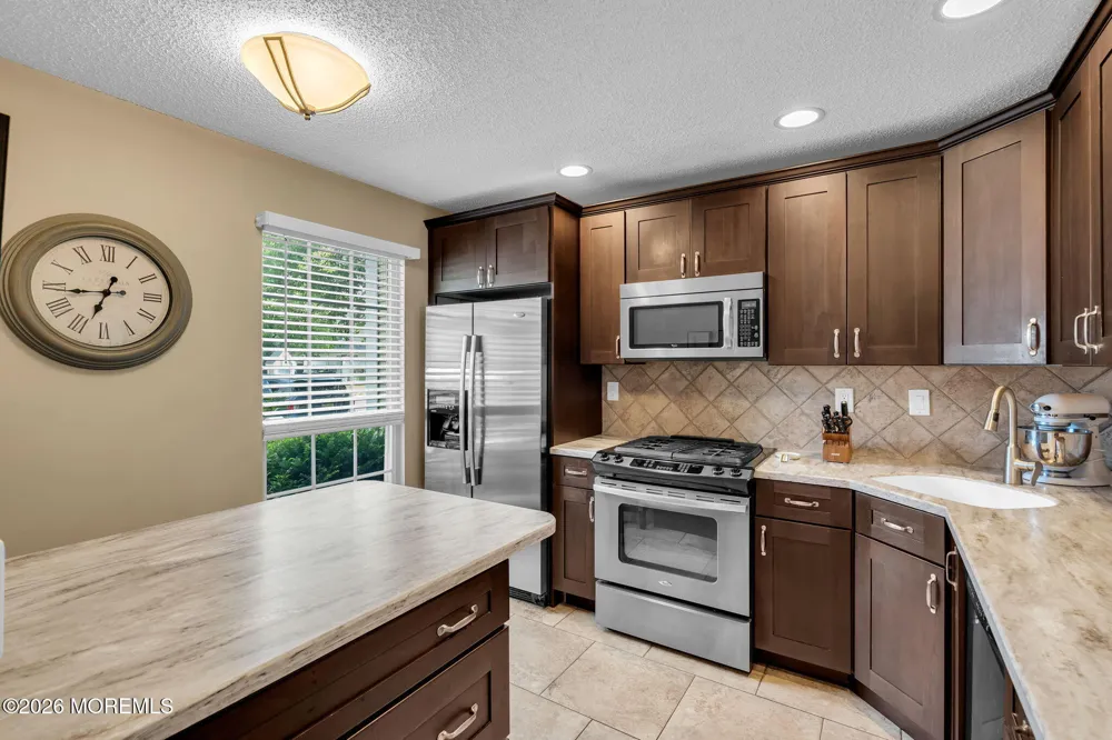 8 Preakness Court Tinton Falls, NJ 07724