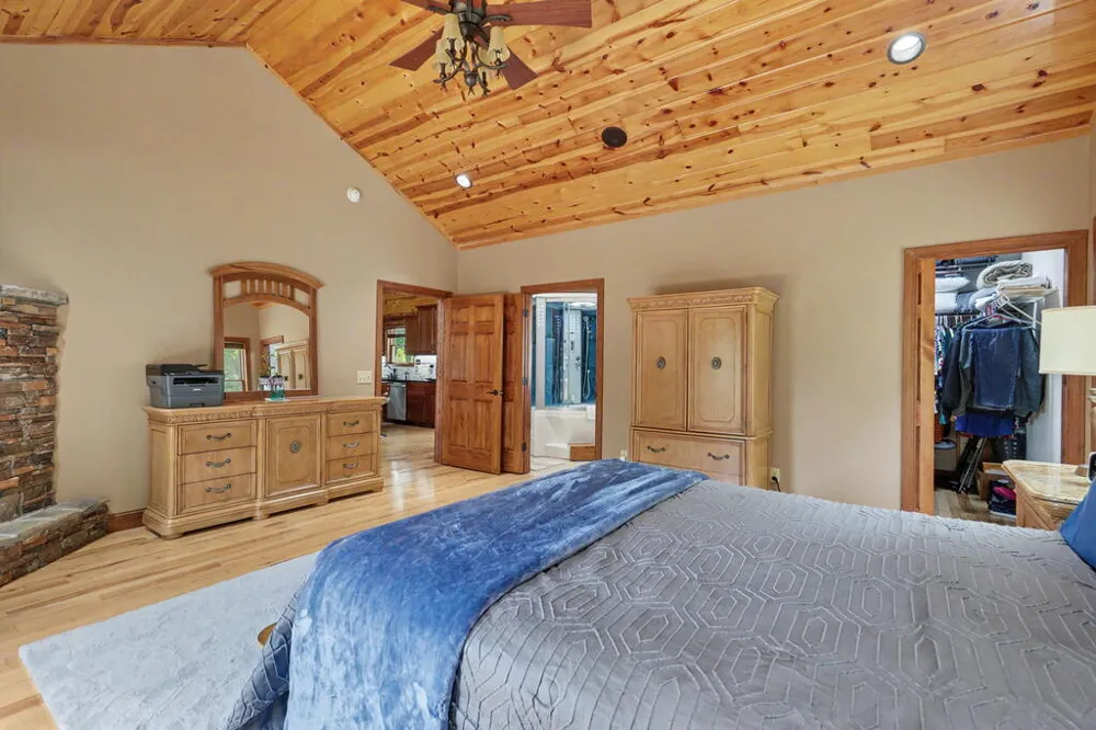 210 Majestic Drive Hayesville, NC 28904