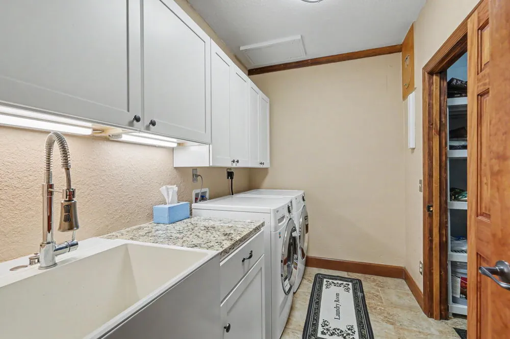 210 Majestic Drive Hayesville, NC 28904
