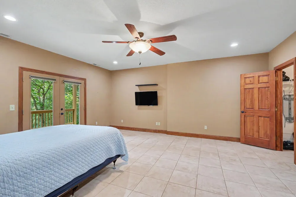 210 Majestic Drive Hayesville, NC 28904