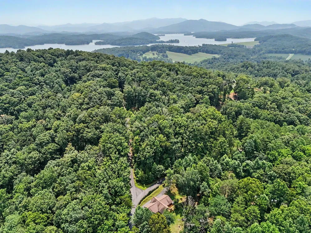 210 Majestic Drive Hayesville, NC 28904