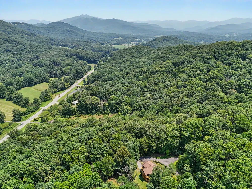 210 Majestic Drive Hayesville, NC 28904