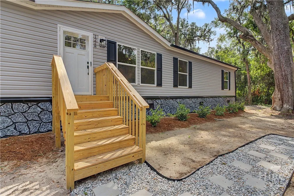 1228 Hatcher Drive NE Townsend, GA 31331