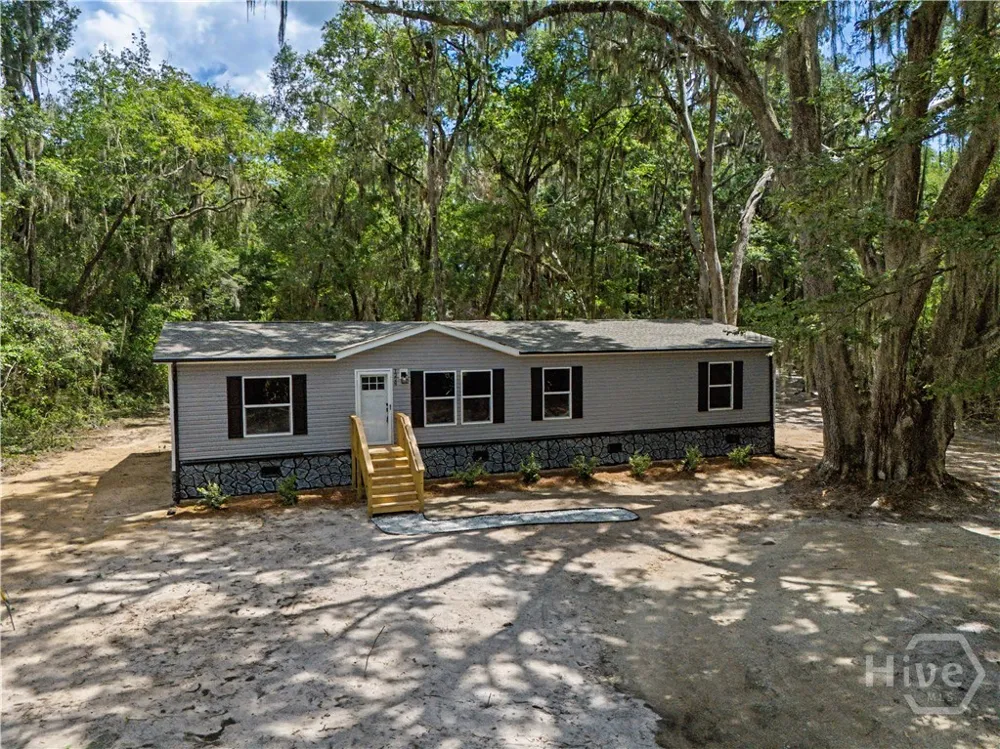 1228 Hatcher Drive NE Townsend, GA 31331
