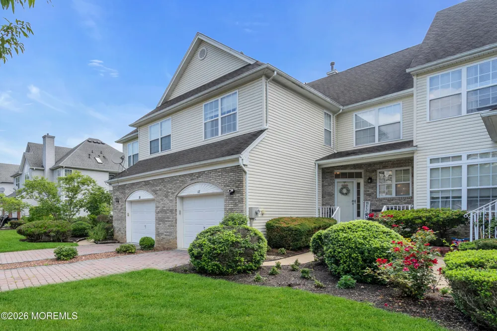 18 Frost Lane East Windsor, NJ 08520