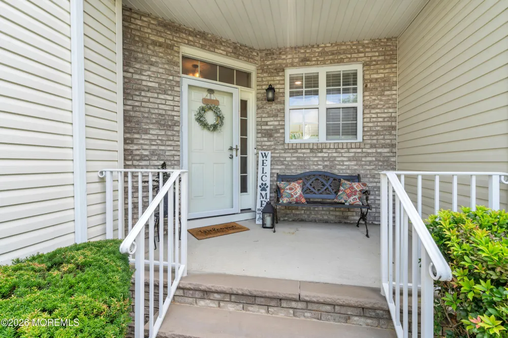 18 Frost Lane East Windsor, NJ 08520