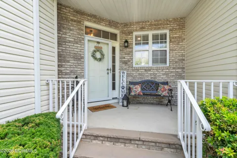 18 Frost Lane