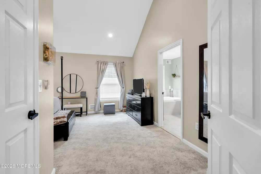 18 Frost Lane East Windsor, NJ 08520