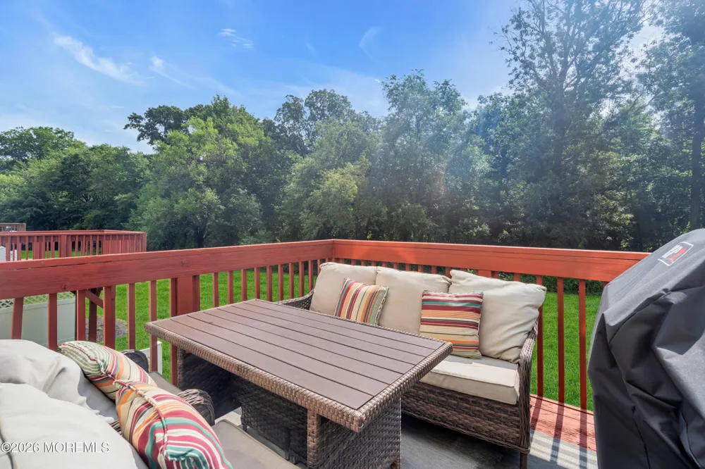 18 Frost Lane East Windsor, NJ 08520