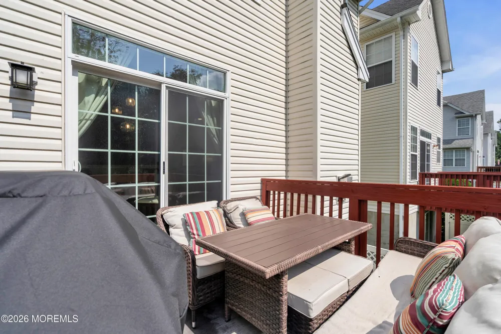 18 Frost Lane East Windsor, NJ 08520