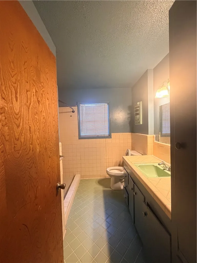 809 Loma Street Alice, TX 78332