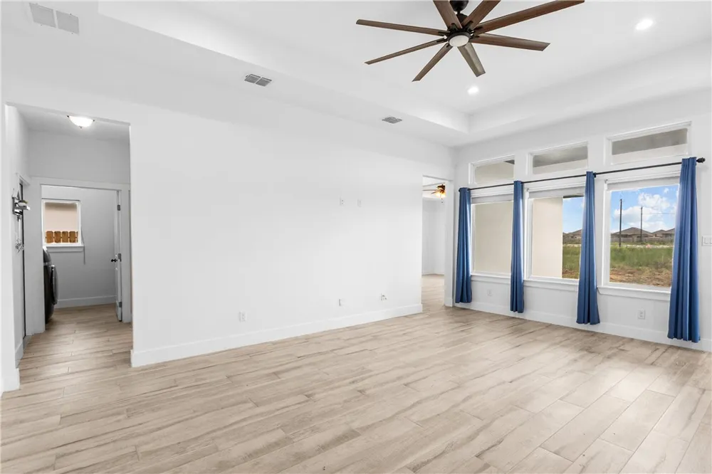 7721 Nadia Drive Corpus Christi, TX 78414