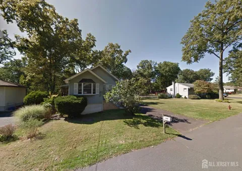 123 Dorothy Avenue