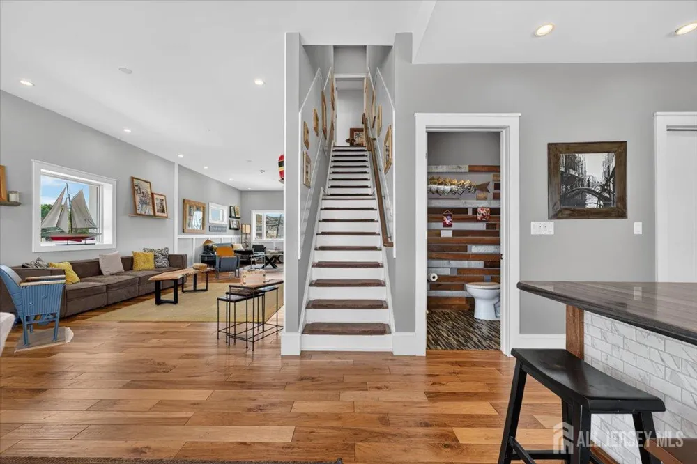 1639 Bay Boulevard Ortley Beach, NJ 08751