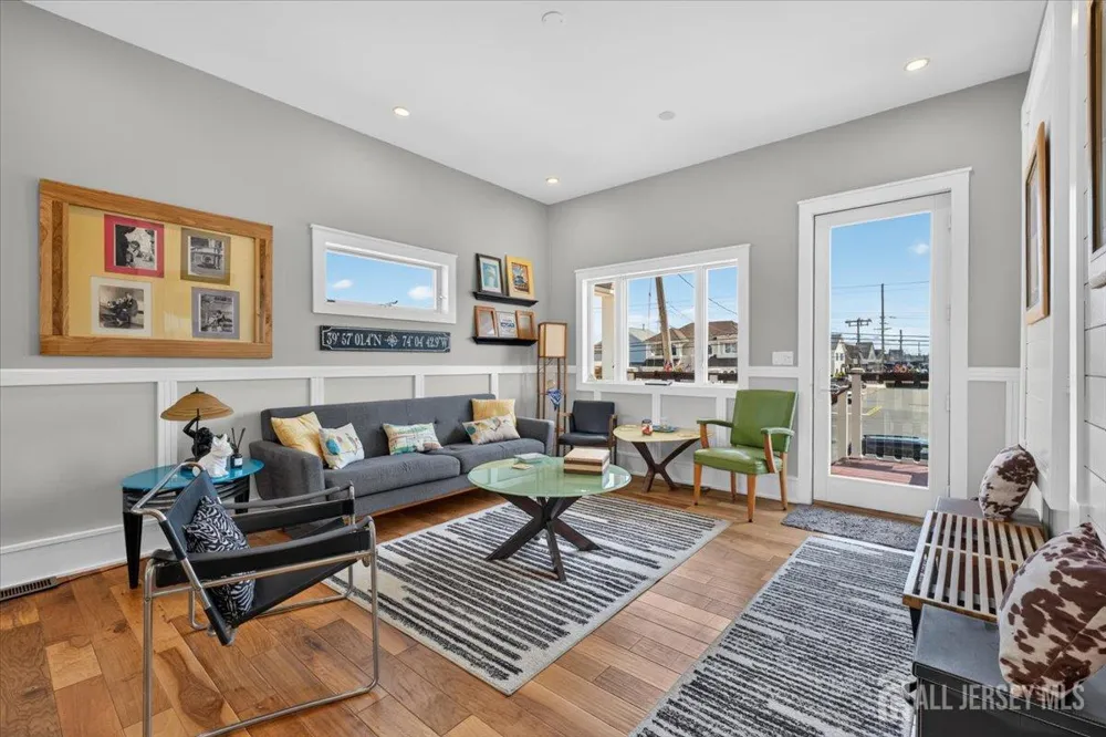 1639 Bay Boulevard Ortley Beach, NJ 08751