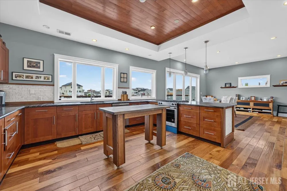 1639 Bay Boulevard Ortley Beach, NJ 08751