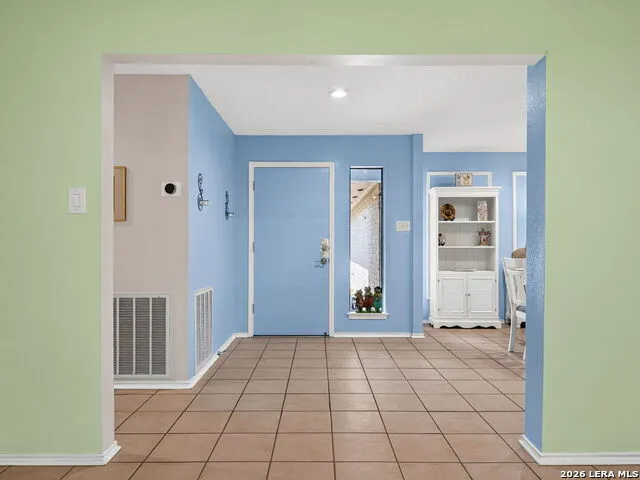 14306 SHADOW OAKS LN San Antonio, TX 78231