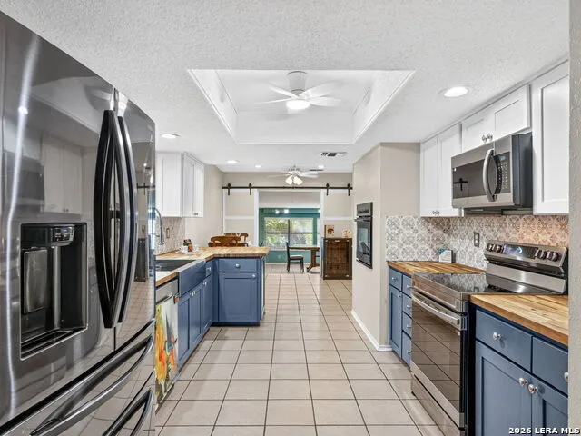 14306 SHADOW OAKS LN San Antonio, TX 78231