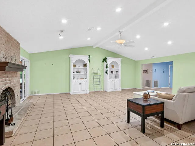 14306 SHADOW OAKS LN San Antonio, TX 78231