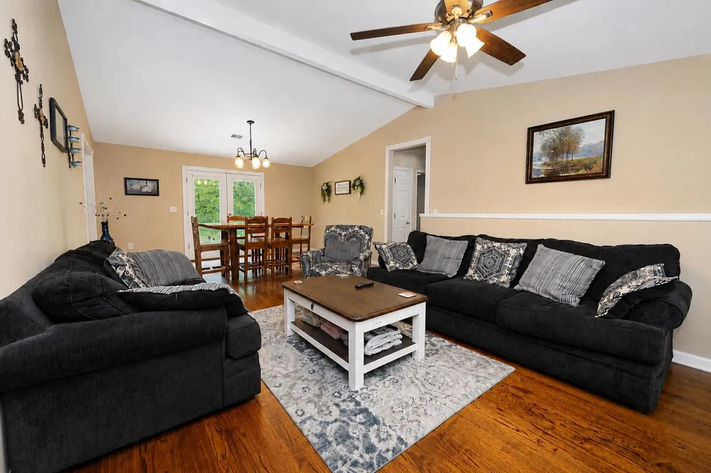 1183 County Road 147 Henagar, AL 35978
