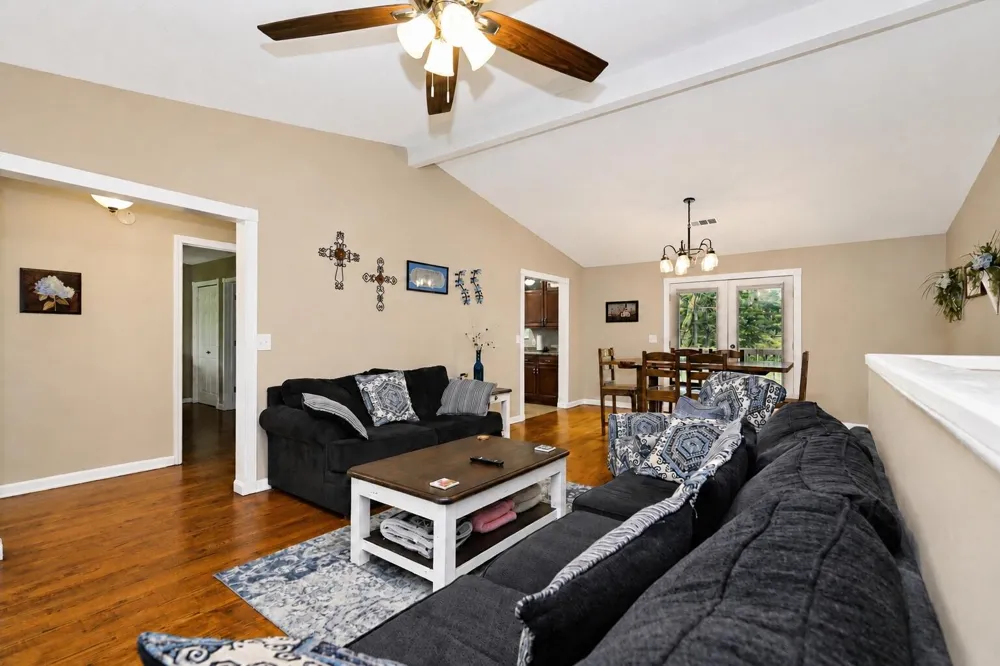 1183 County Road 147 Henagar, AL 35978