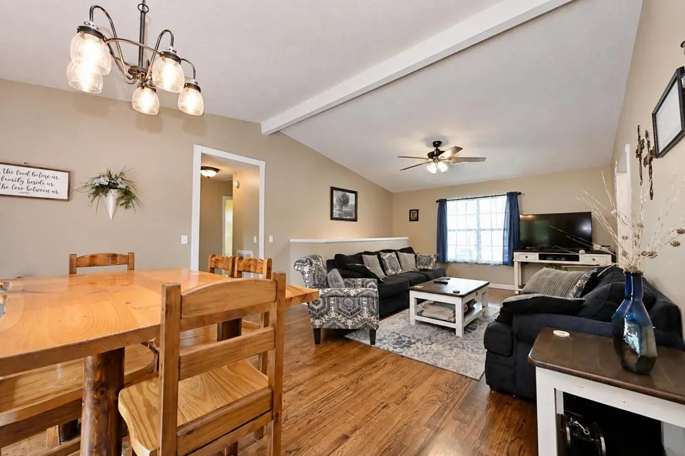 1183 County Road 147 Henagar, AL 35978