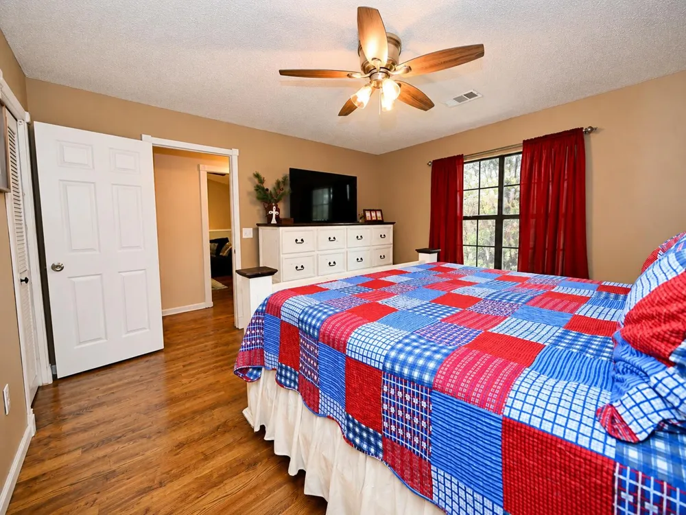 1183 County Road 147 Henagar, AL 35978
