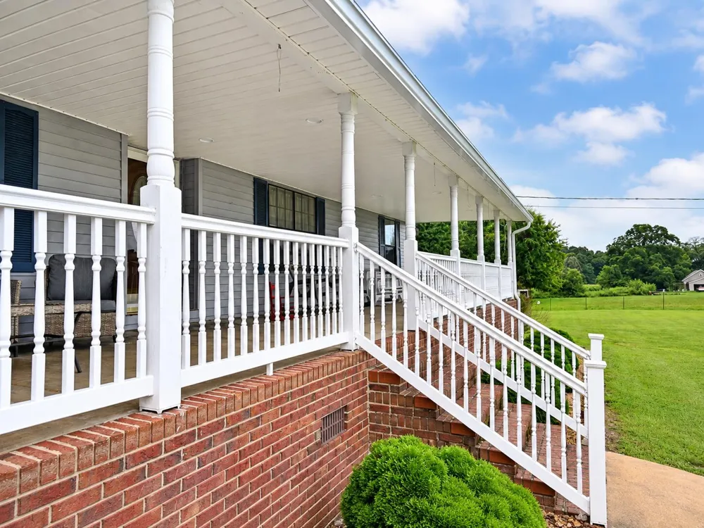 1183 County Road 147 Henagar, AL 35978