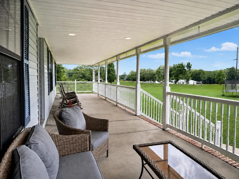 1183 County Road 147 Henagar, AL 35978