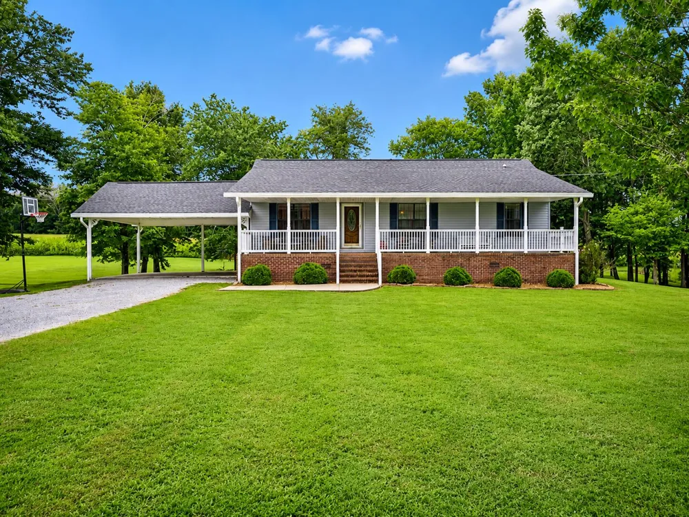 1183 County Road 147 Henagar, AL 35978