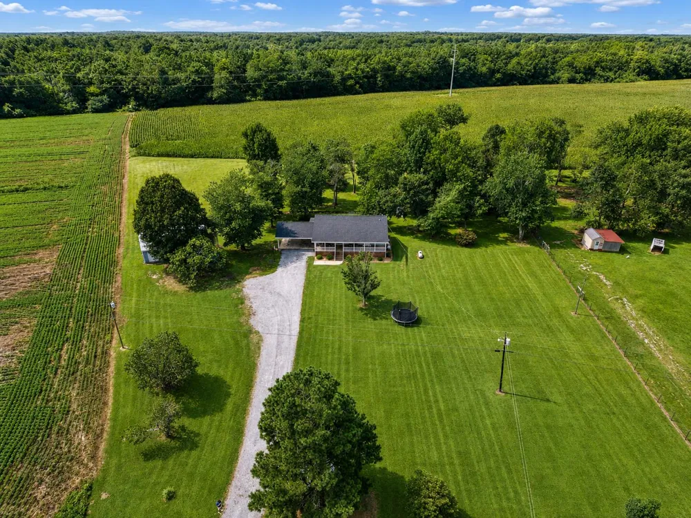 1183 County Road 147 Henagar, AL 35978