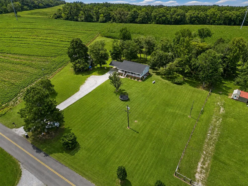 1183 County Road 147 Henagar, AL 35978