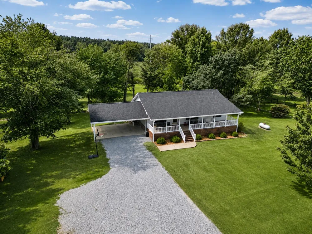 1183 County Road 147 Henagar, AL 35978