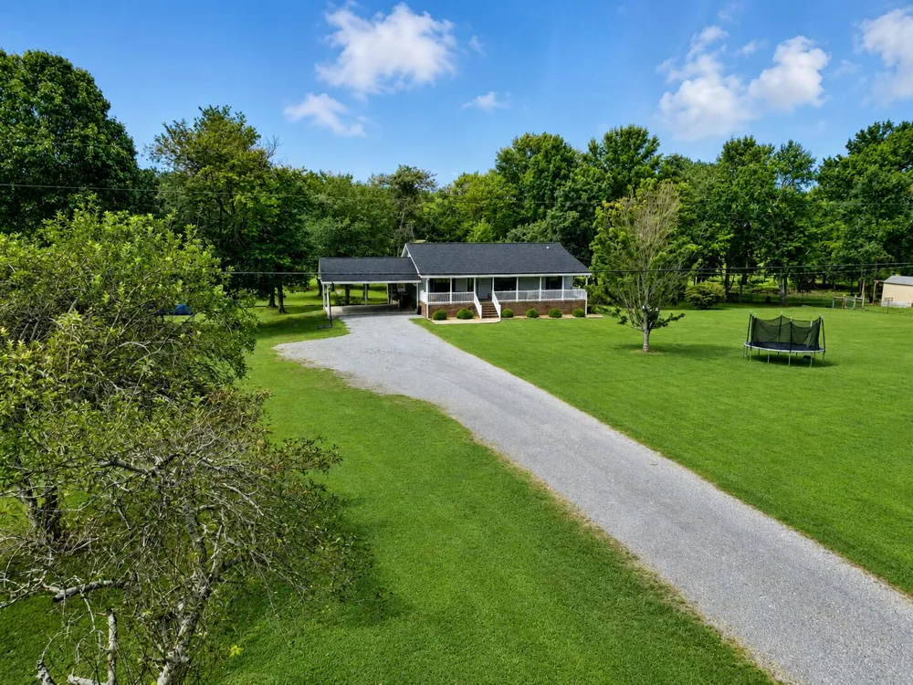 1183 County Road 147 Henagar, AL 35978